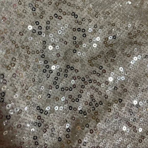 Express white and silver tank top - Picture 3 of 4